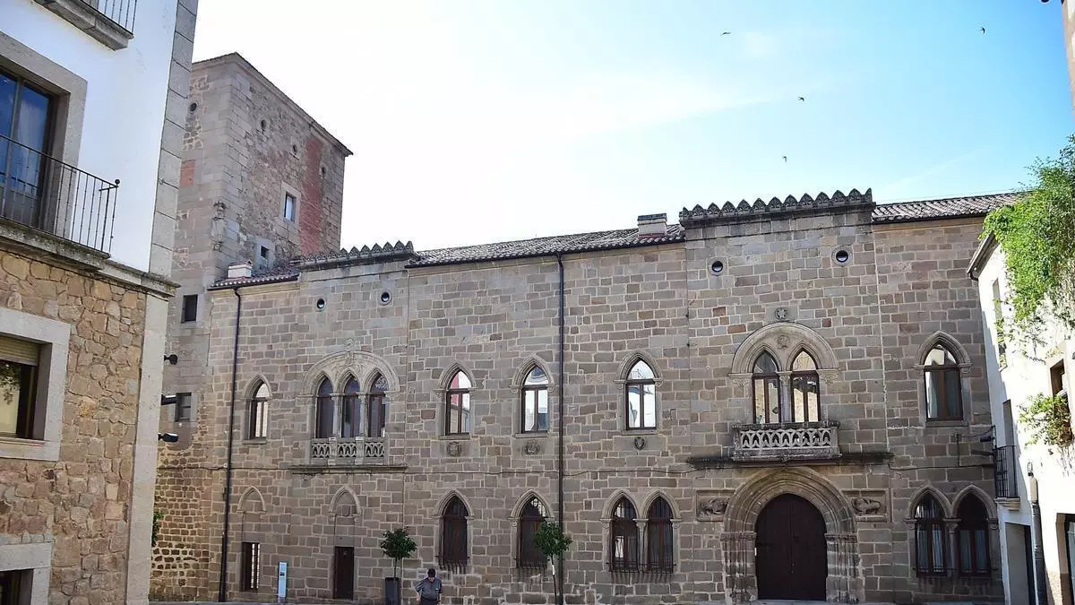 De palacio dividido a nueva vida: la Casa de las Dos Torres de Plasencia recupera su historia