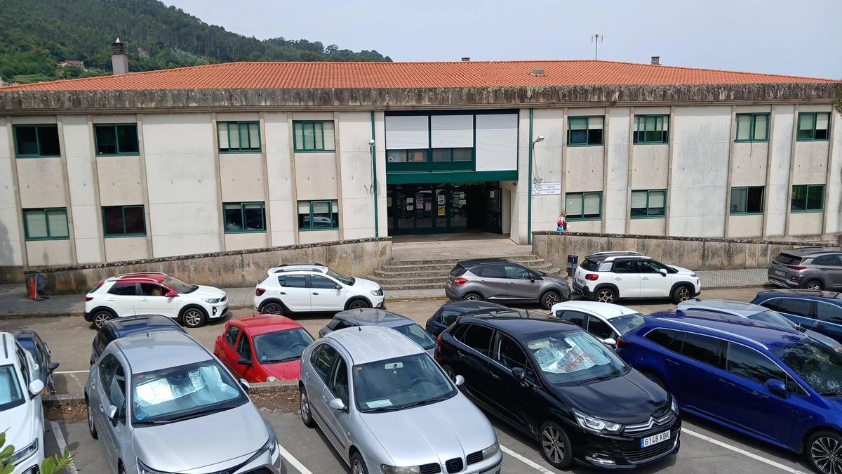 Edificio del centro de salud de Bueu.
