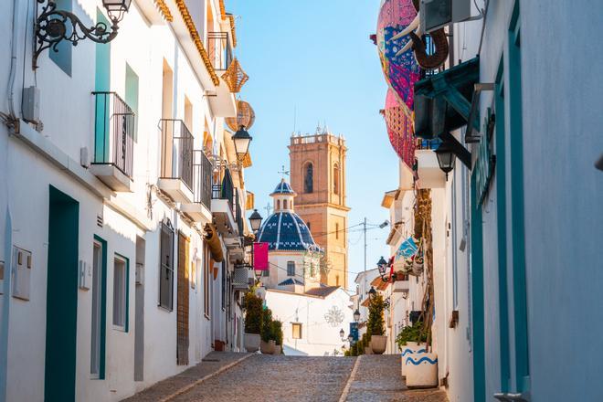 Altea es uno de los pueblos blancos más bonitos de Alicante.