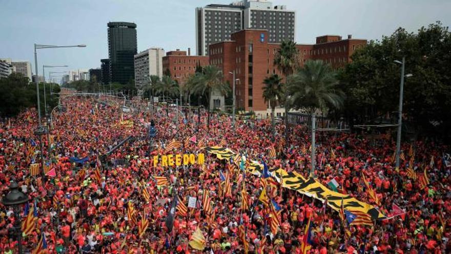 La Diada 2018 comienza marcada por una gran "ola sonora"