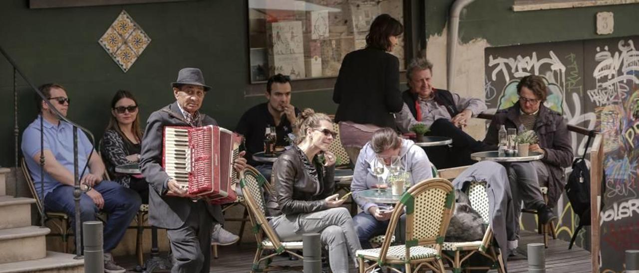 Turistas en el centro de Palma a principios del pasado mes de abril.