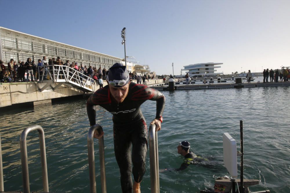 Travesía a nado al Puerto de València - Travesía de Nadal