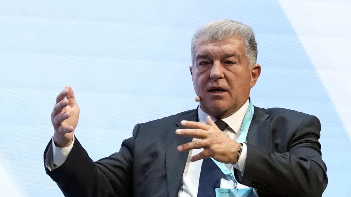 Laporta lidera un proyecto basado en su liderazgo carismático
