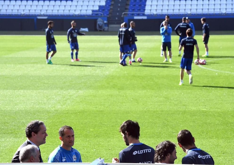 Tino Fernández acude al entrenamiento del Dépor