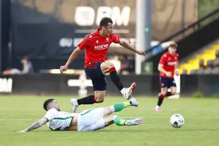 Osasuna afina los cuchillos a dos semanas del estreno