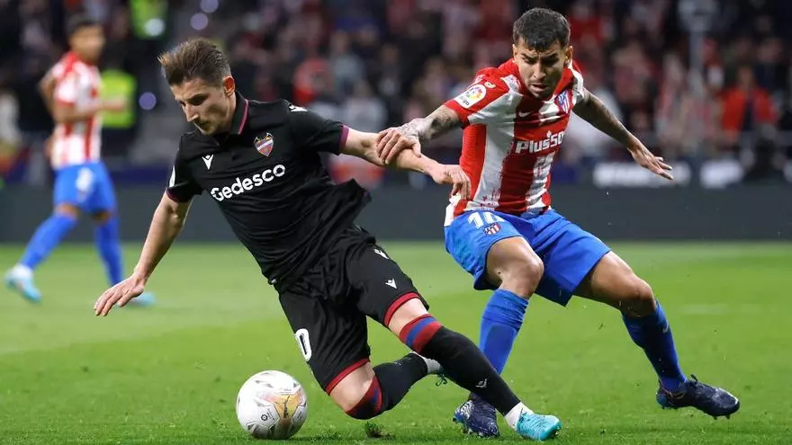 Resumen, goles y highlights del Atlético de Madrid 0 - 1 Levante de la jornada 21 de LaLiga Santander