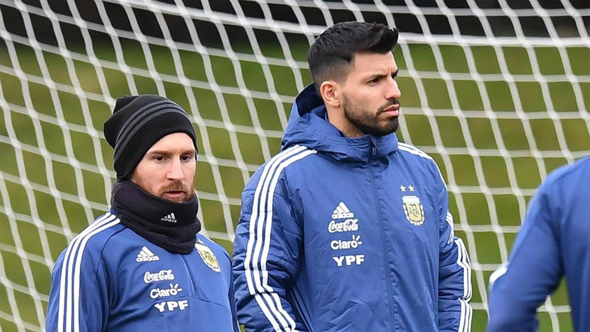 Leo Messi y Sergio Agüero en un entrenamiento de Argentina