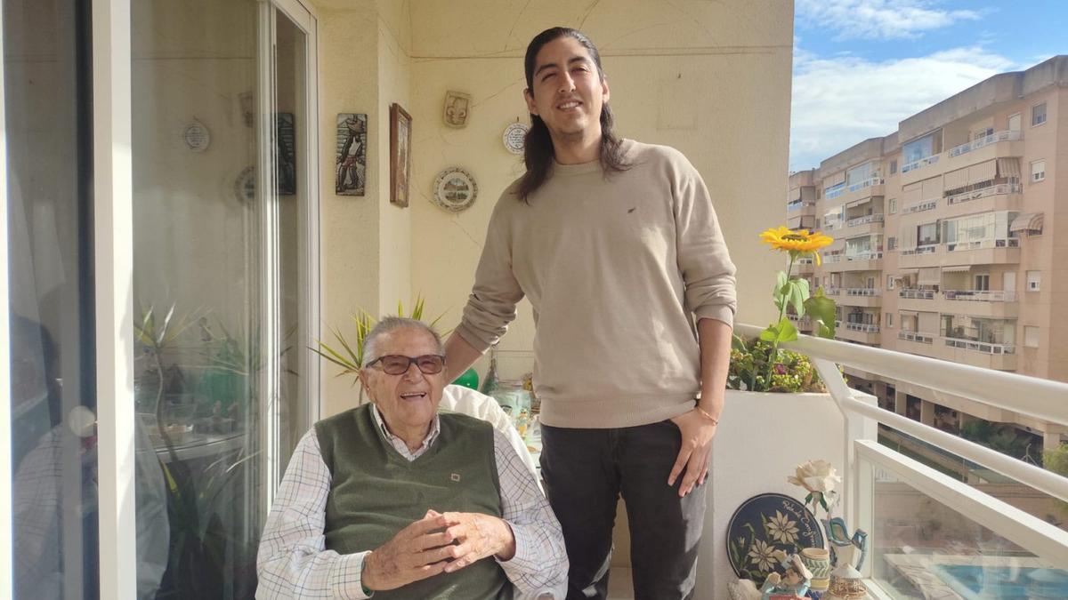 Simón y Manuel llevan viviendo juntos desde noviembre.