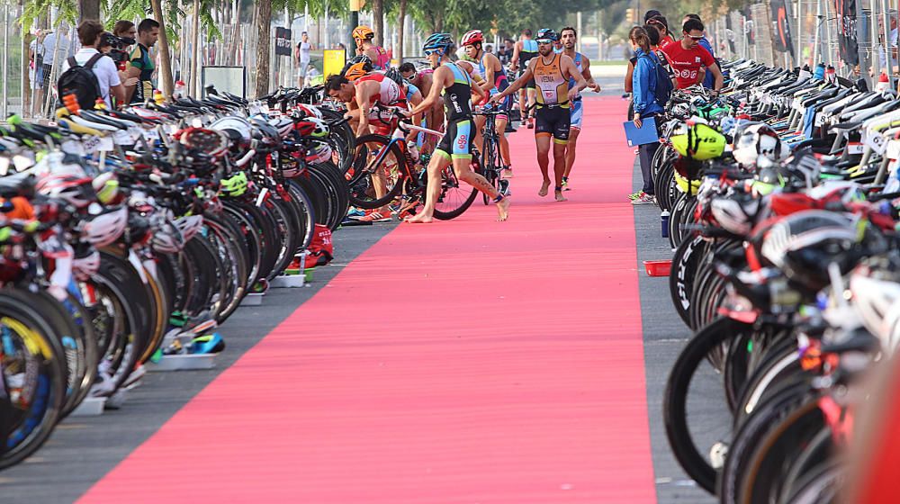 Búscate en la VIII Triatlón de Málaga