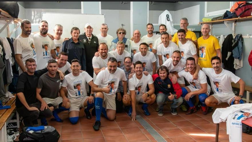 La selección de Ibiza de veteranos jugará contra el Real Betis de Joaquín en Sevilla