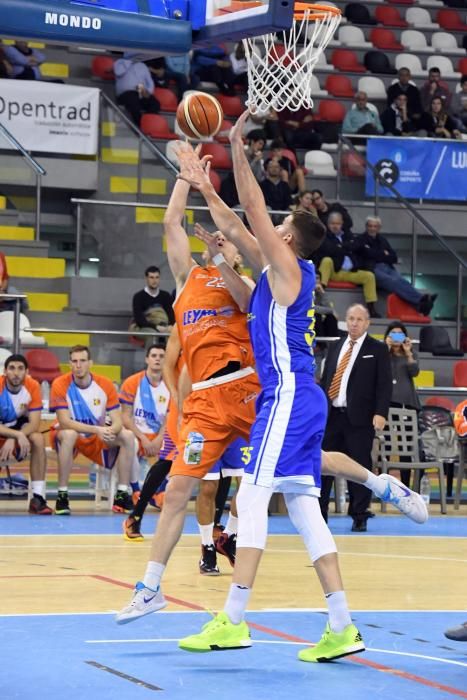 El Leyma Coruña se lleva el derbi ante el Ourense