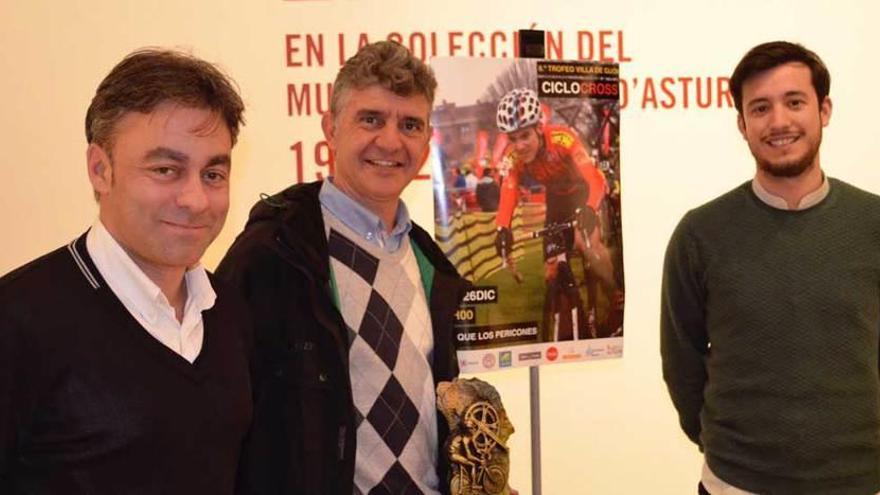 José Ramón Tuero, José Luis Junquera y Pablo Blanco, ayer, en la presentación de la prueba.