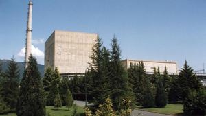 Exterior de la central nuclear de Santa María de Garoña, en el norte de la provincia de Burgos.