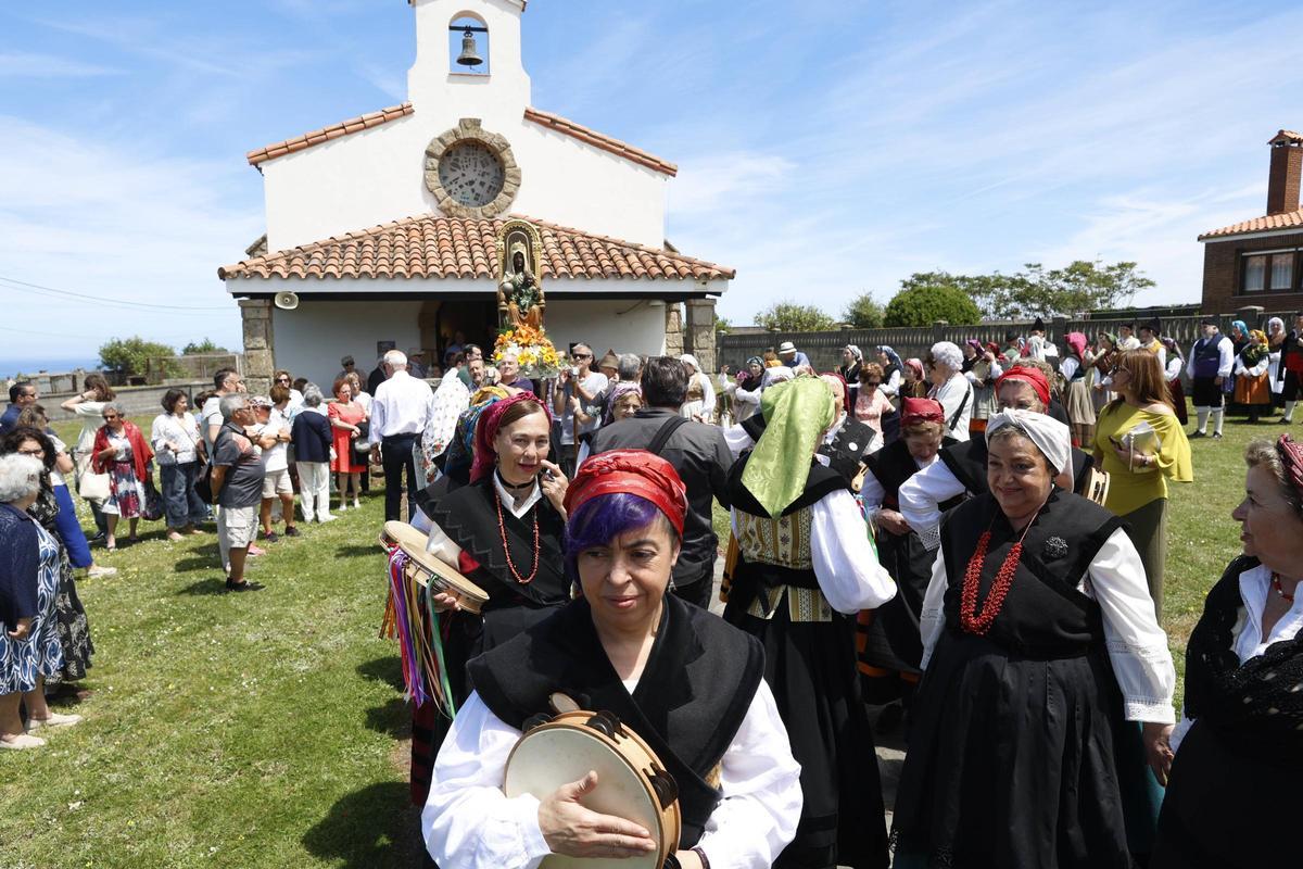 La procesión de la Virgen de La Providencia en Gijón, en imágenes