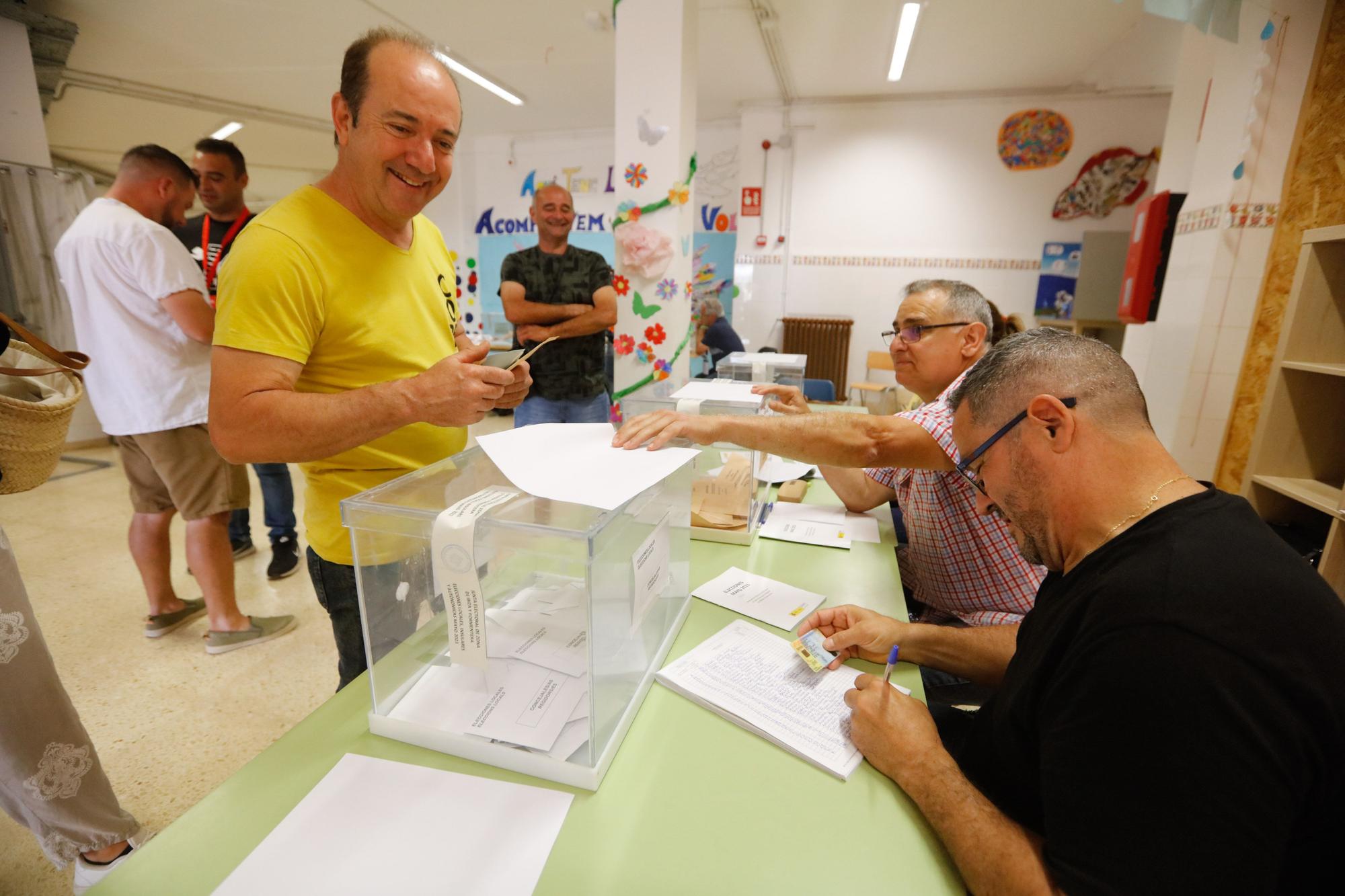 Todas las imágenes de la jornada de elecciones en Ibiza y Formentera