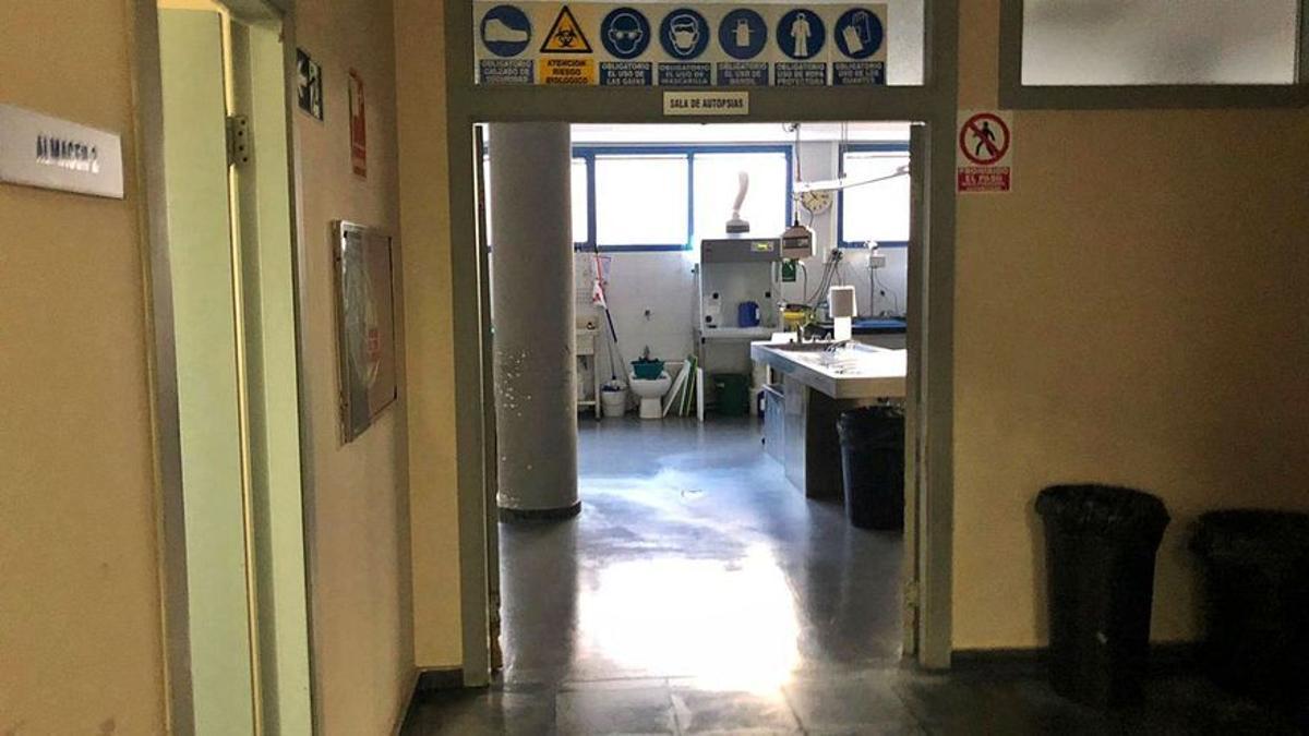 Interior de la morgue de Murcia