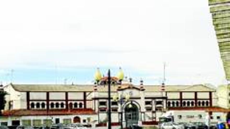 El Ayuntamiento de Almendralejo y Cruzmar siguen sin resolver la obra del parking