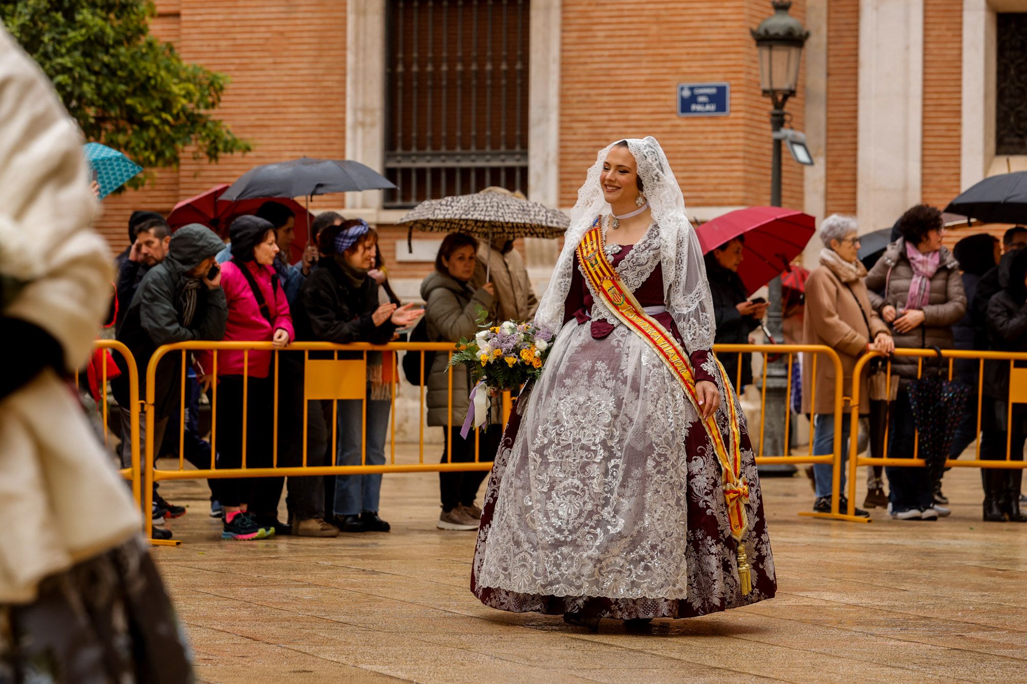 Falleras Mayores en la Ofrenda 2025. Día 18 (2/3)