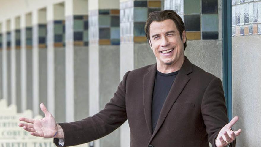 El increíble cambio de John Travolta por su nuevo papel