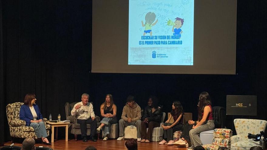 La infancia tras la tragedia: «Me iba a dormir con el miedo de no volver a ver a mis abuelos al día siguiente»