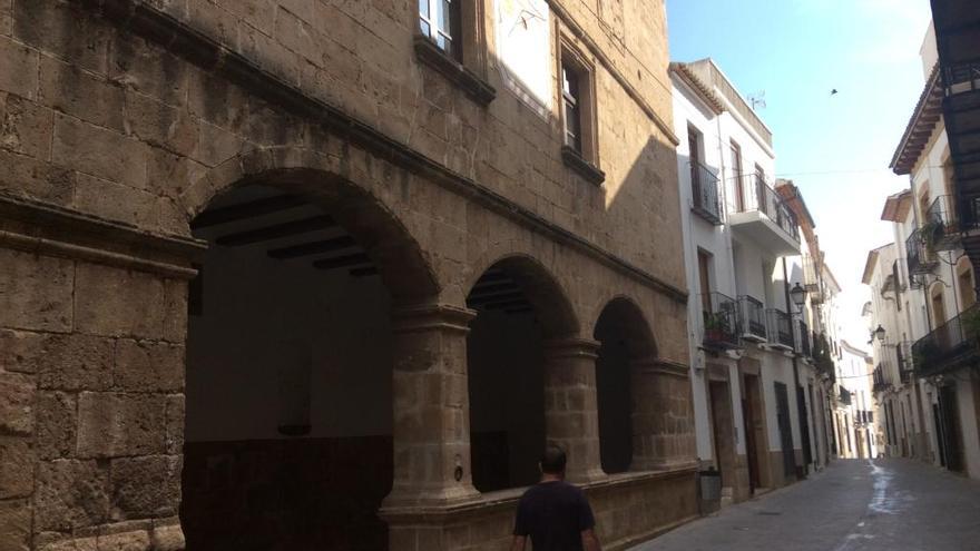 Benissa le quita el polvo a su patrimonio: abre tras 17 años la Sala del Consell