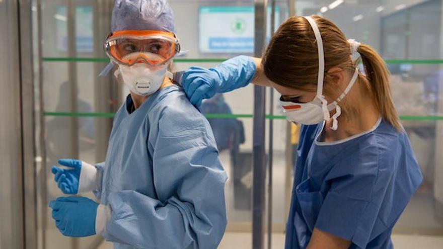 Sanitat contrató a casi a 1.500 profesionales sanitarios en la pandemia.