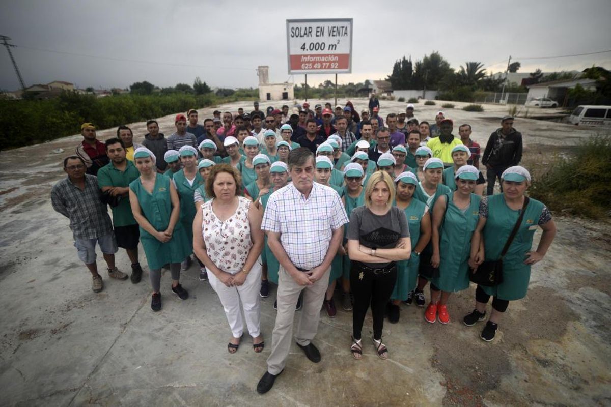 Más de cien puestos de trabajo hechos cenizas en Murcia