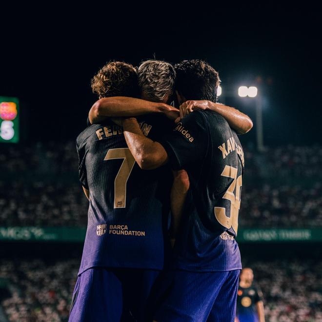 La Masia golea a La Fábrica