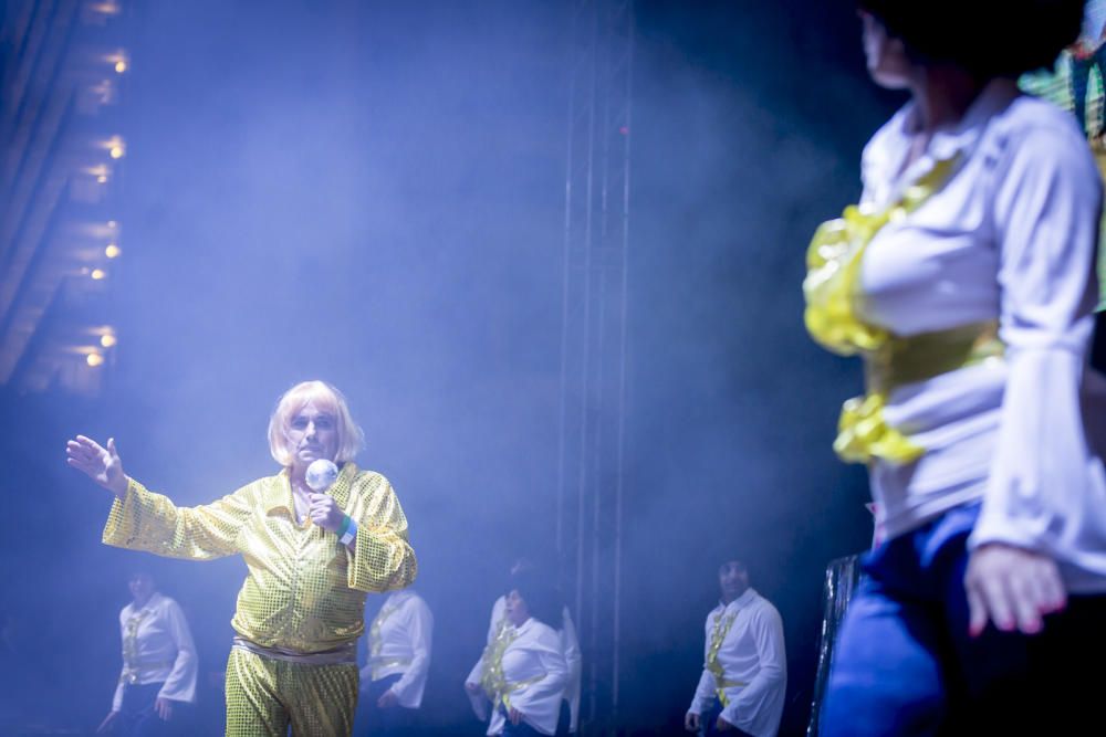 Las mejores imágenes del concurso de playbacks de las peñas de Benidorm