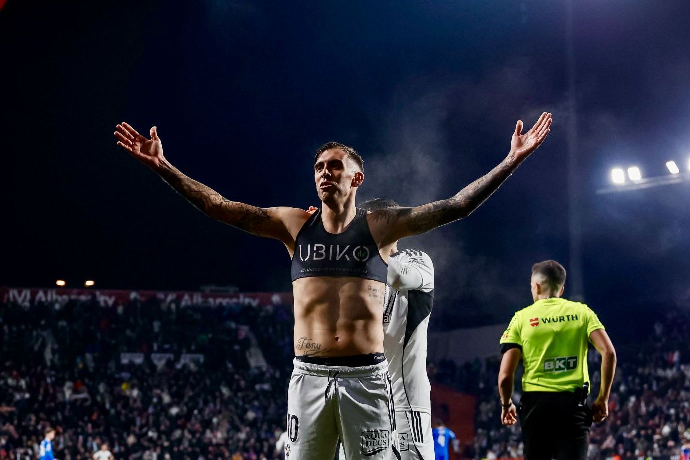 Jefté celebra su segundo gol ante el Real Madrid.