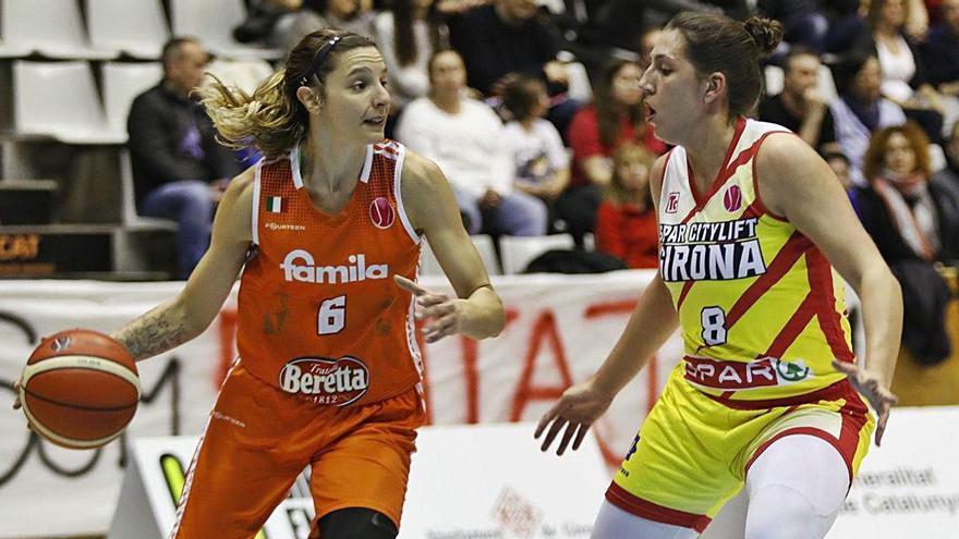 María Araújo, en un partit d&#039;Eurolliga contra l&#039;Schio italià