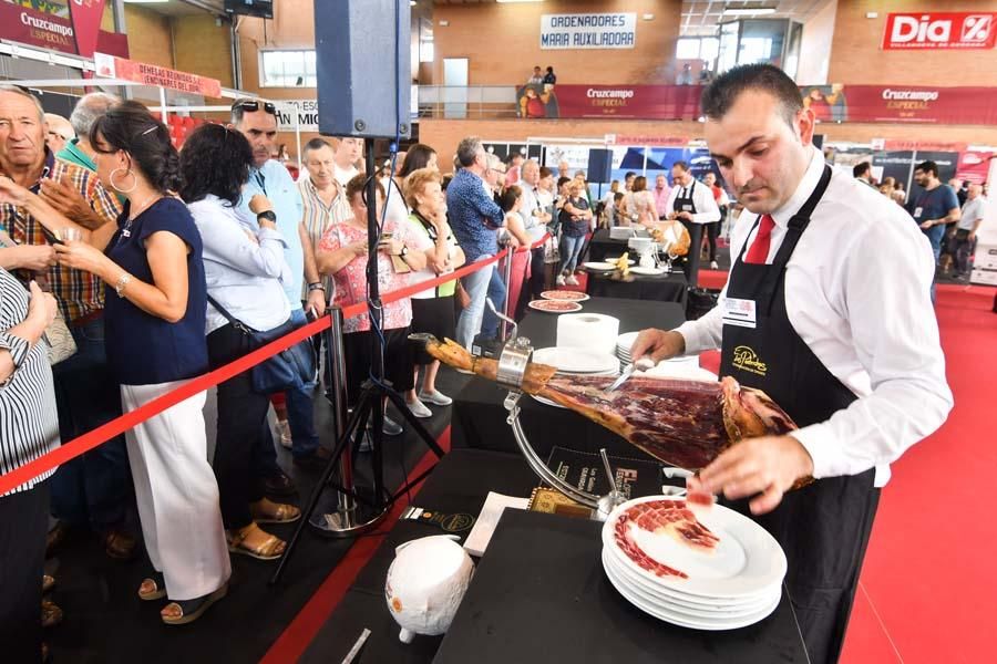 La feria del Jamón de Villanueva de Córdoba en imágenes