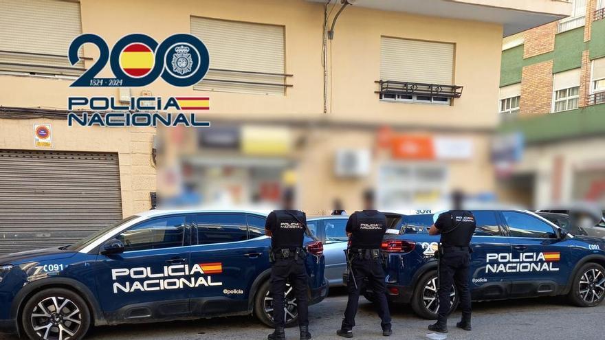 La Policía detiene a 60 personas en Orihuela por una trama de falsificación documental para trabajar