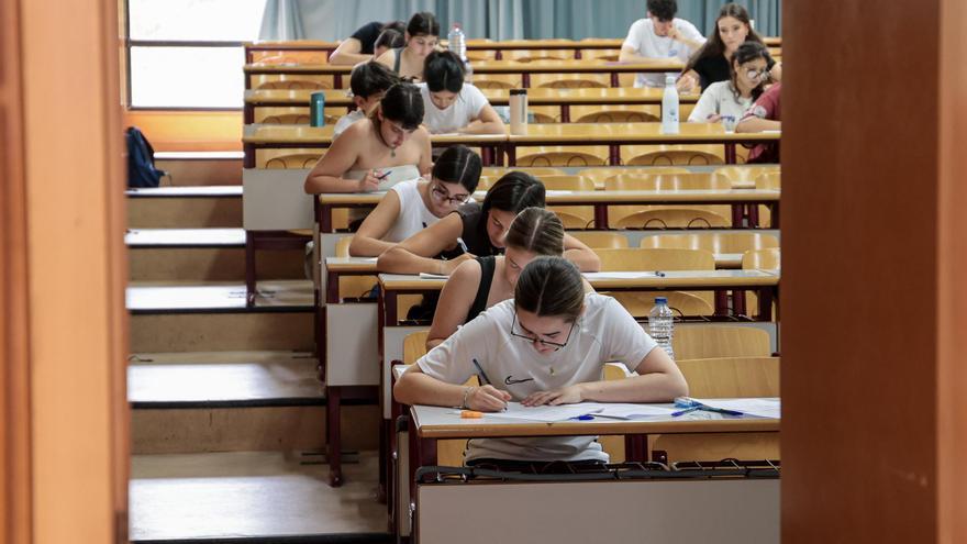 Primera jornada de Selectividad: 8.000 alumnos pendientes de sus faltas de ortografía