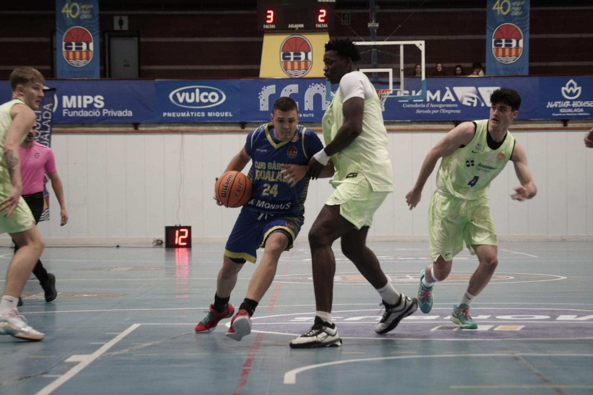 Imatges del Monbus Igualada - Barça B
