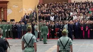 La reina Sofía preside el desembarco de la Legión en el Puerto de Málaga
