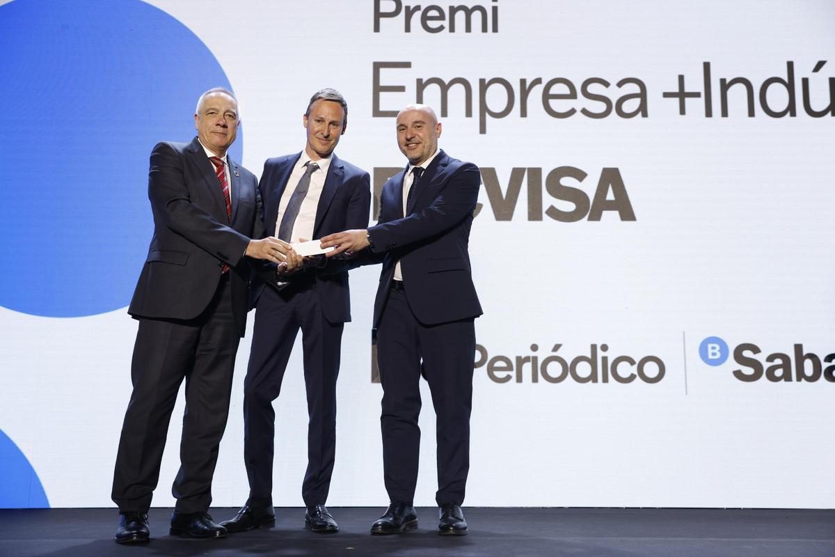 Entrega del premio +Indústria 4.0 a PICVISA. Recoge el premio Joan Manel Casamitjana, CEO de la empresa, de manos de Pere Navarro, delegado del Consorci de la Zona Franca, y Carlos Prieto, delegado del Gobierno en Catalunya