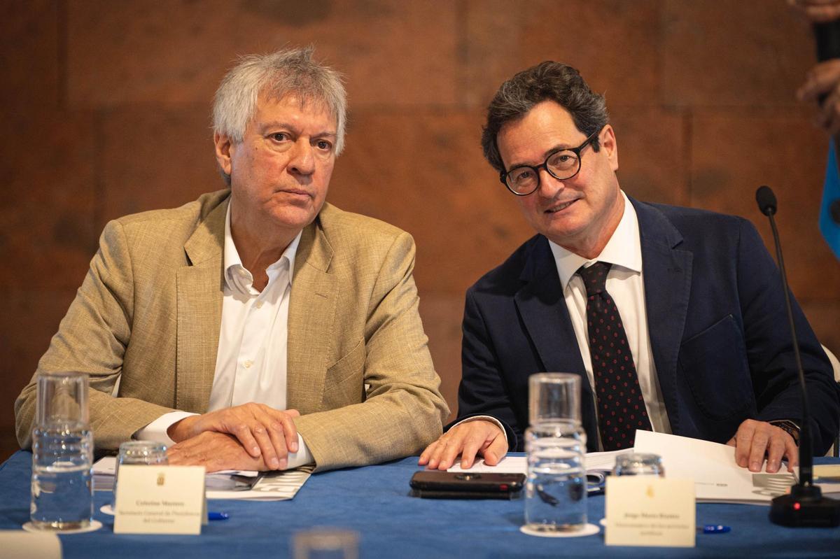 Reunión de Fernando Clavijo con la Fecai y Fecam para el Decreto Canarias