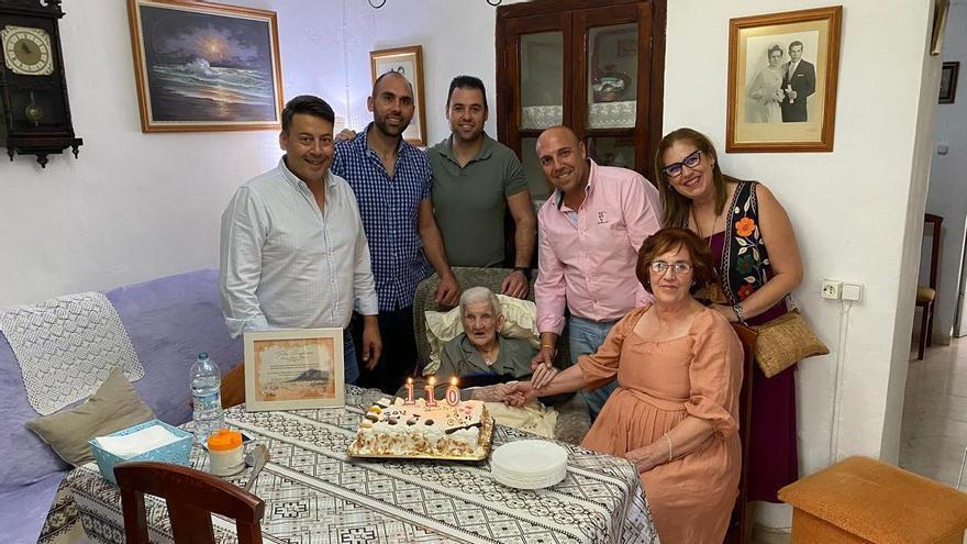 La abuela de Rute y de la provincia, Carmen Cárdenas Molina, cumple 110 años