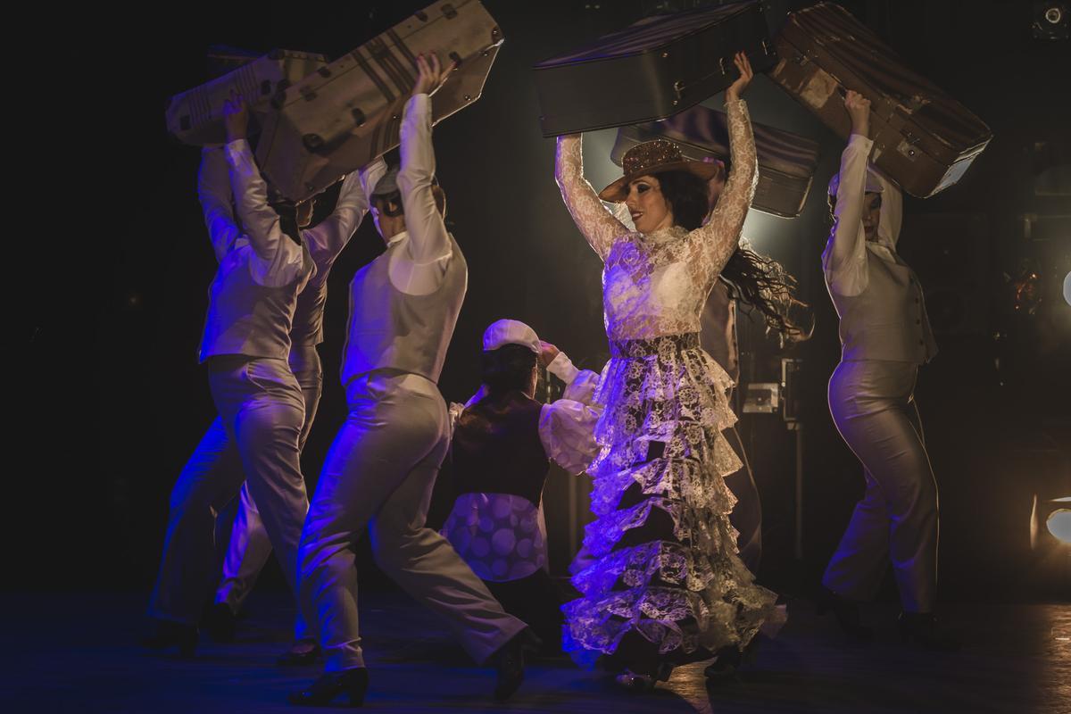 La compañía flamenca de Antonio de Verónica y Saray Cortés rendirán homenaje a Miguel de Molina con el espectáculo 'Entre dos orillas, una vida bailada' este fin de semana en Madrid