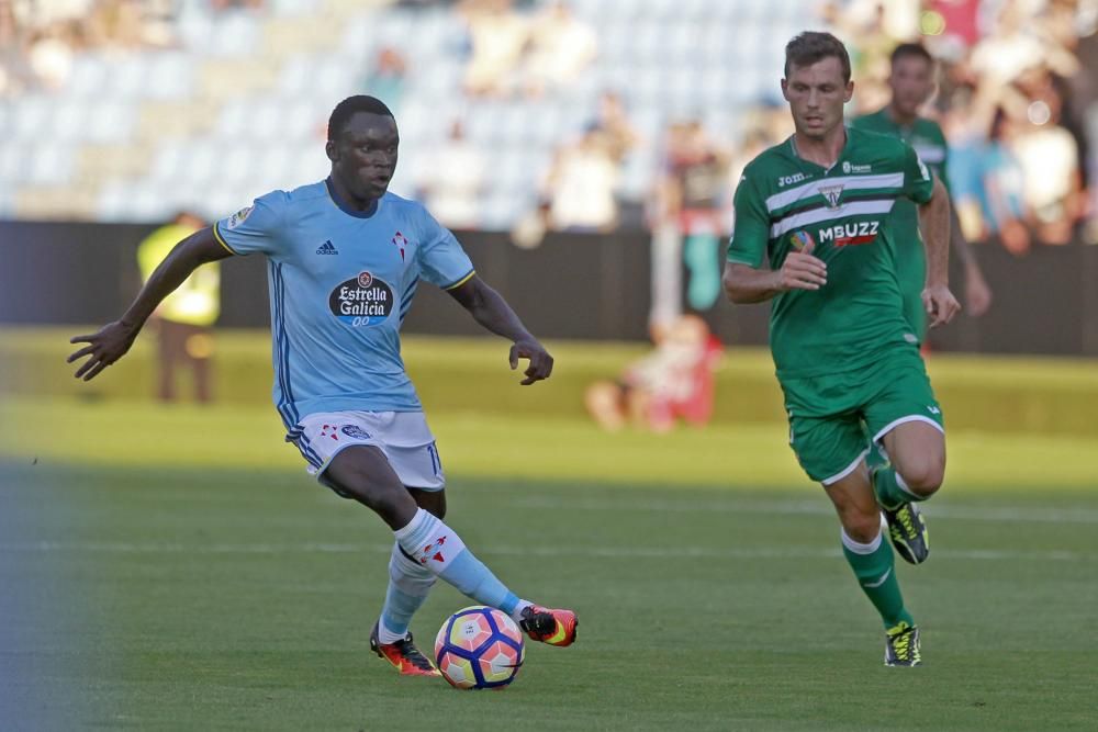 El Celta - Getafe, en dos fotos - El equipo vigués cae por la mínima ante un debutante Primera y firma un amargo estreno de temporada