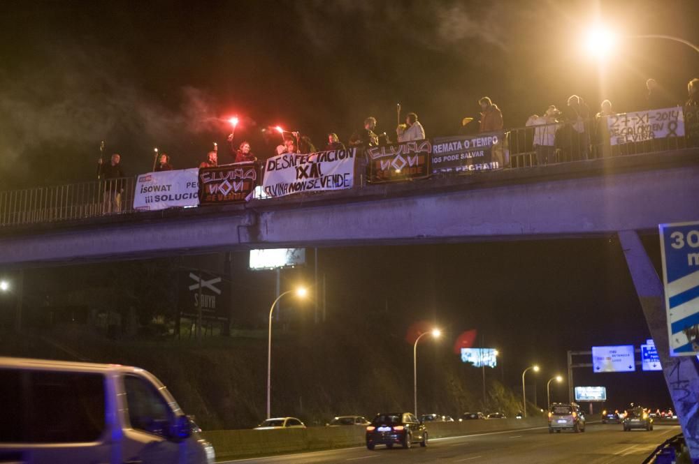 Protesta del colectivo ''Elviña non se vende''