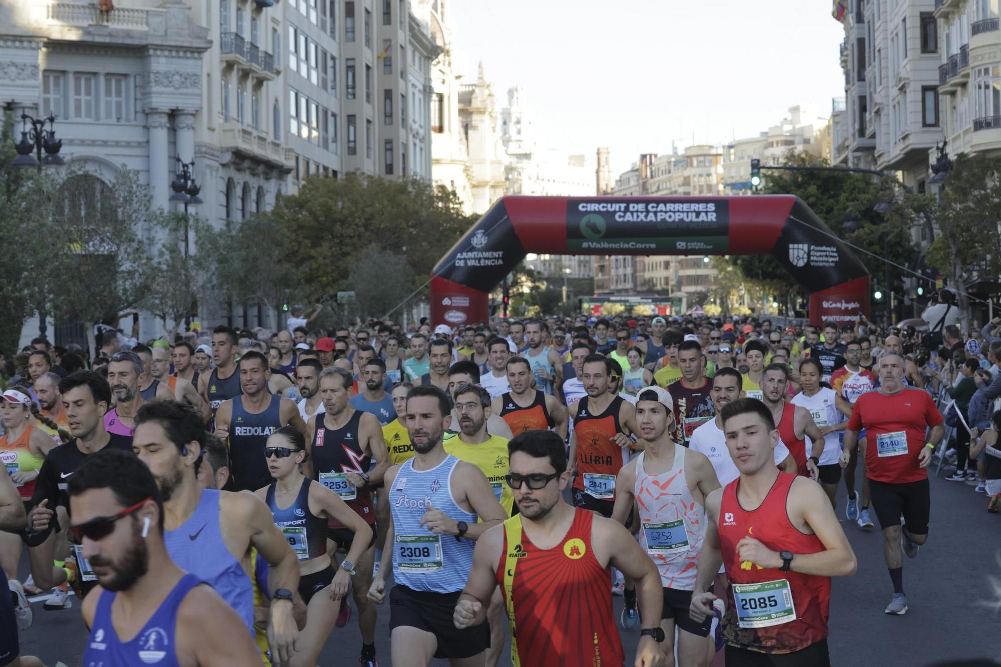 Asi ha sido la Volta a Peu de les Falles en València