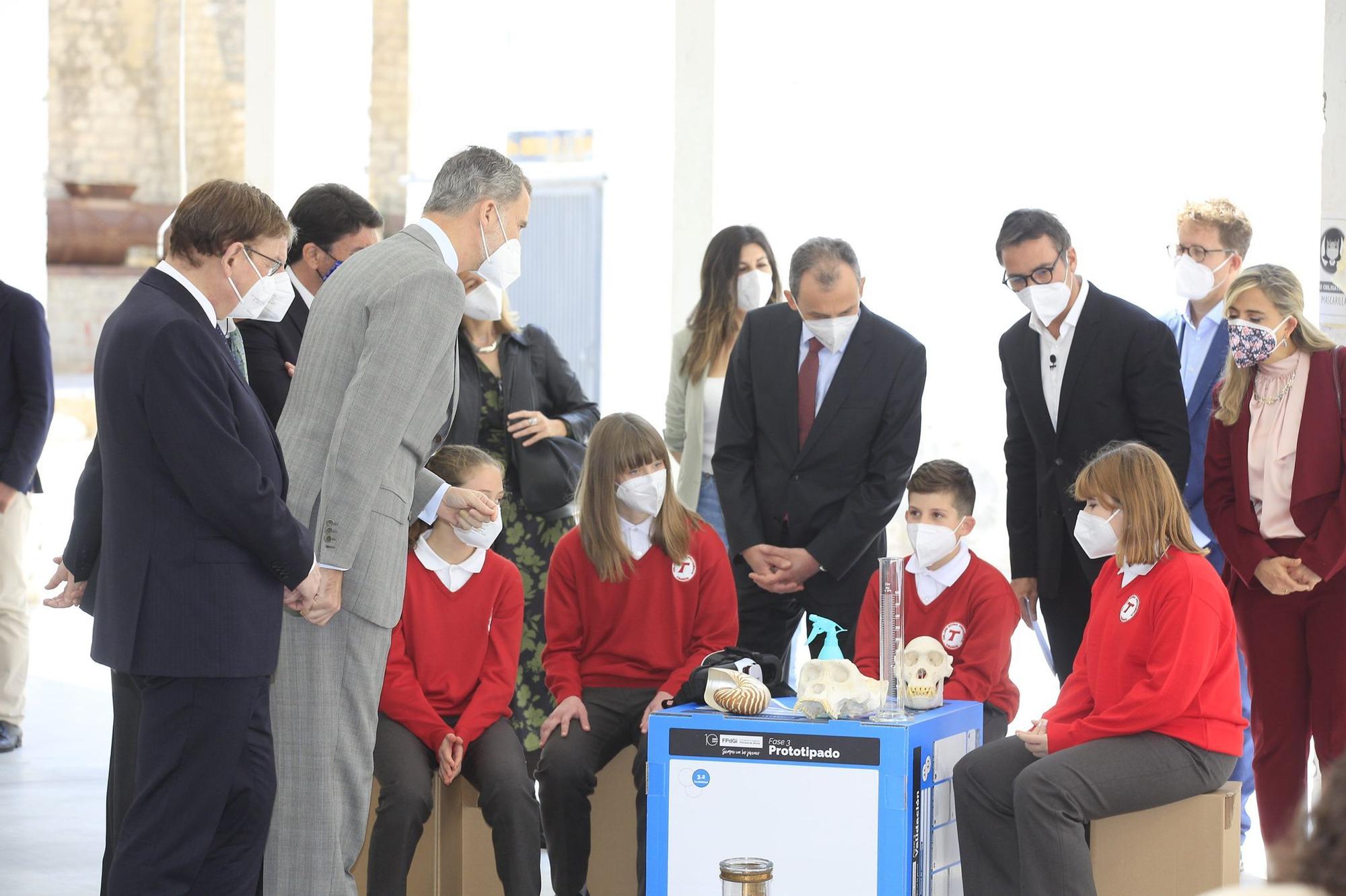 La visita del Rey Felipe VI a Las Cigarreras en Alicante