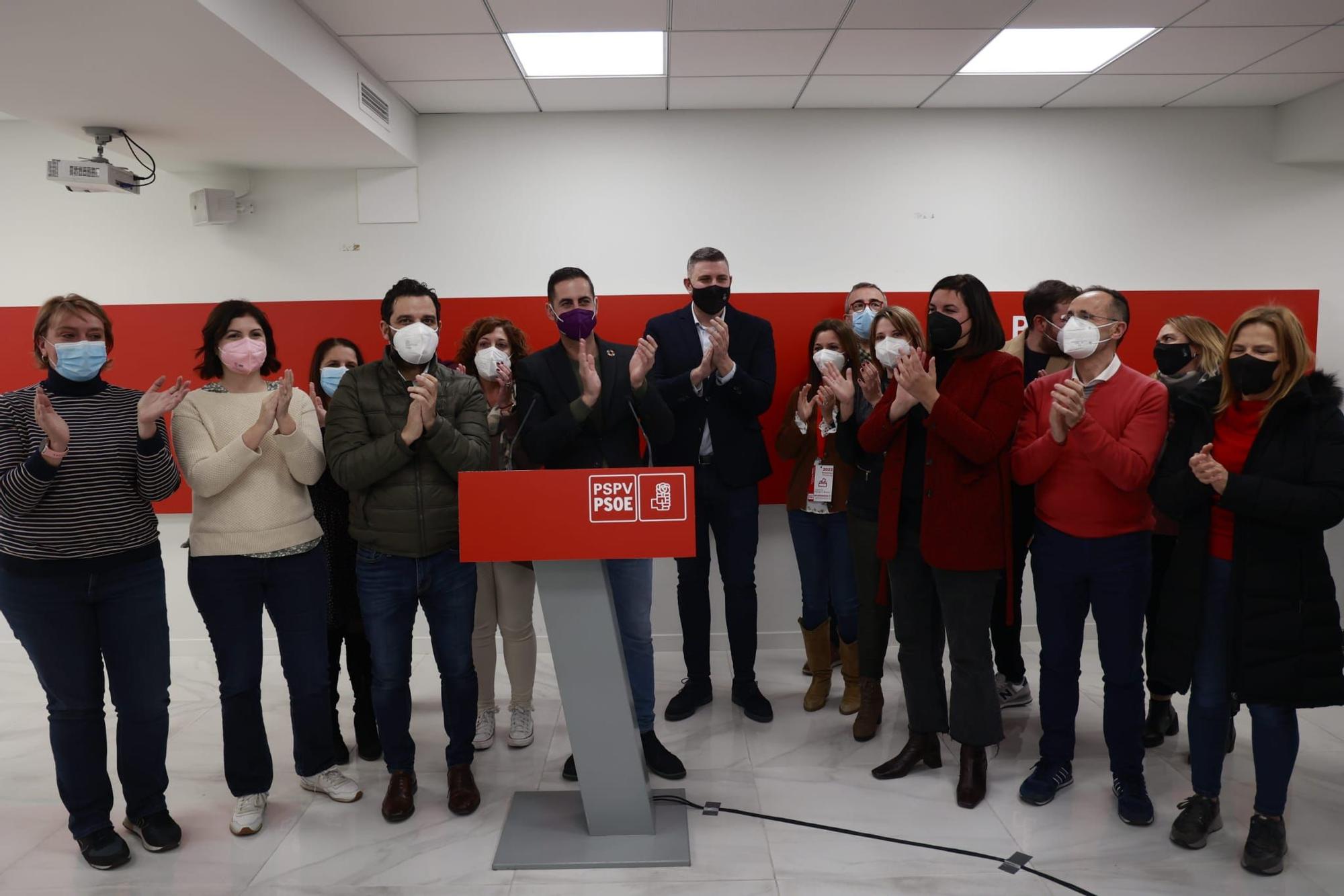 Bielsa arrasa en las primarias del PSOE