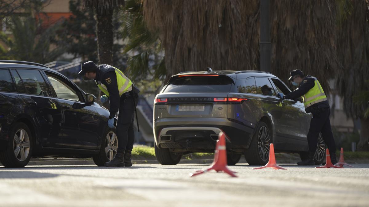 Restricciones en la Comunitat Valenciana para el puente de San José: cierre perimetral, horario del toque de queda y reuniones.