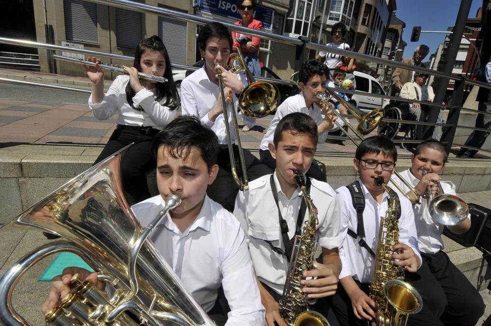 Encuentro de bandas infantiles en Mieres