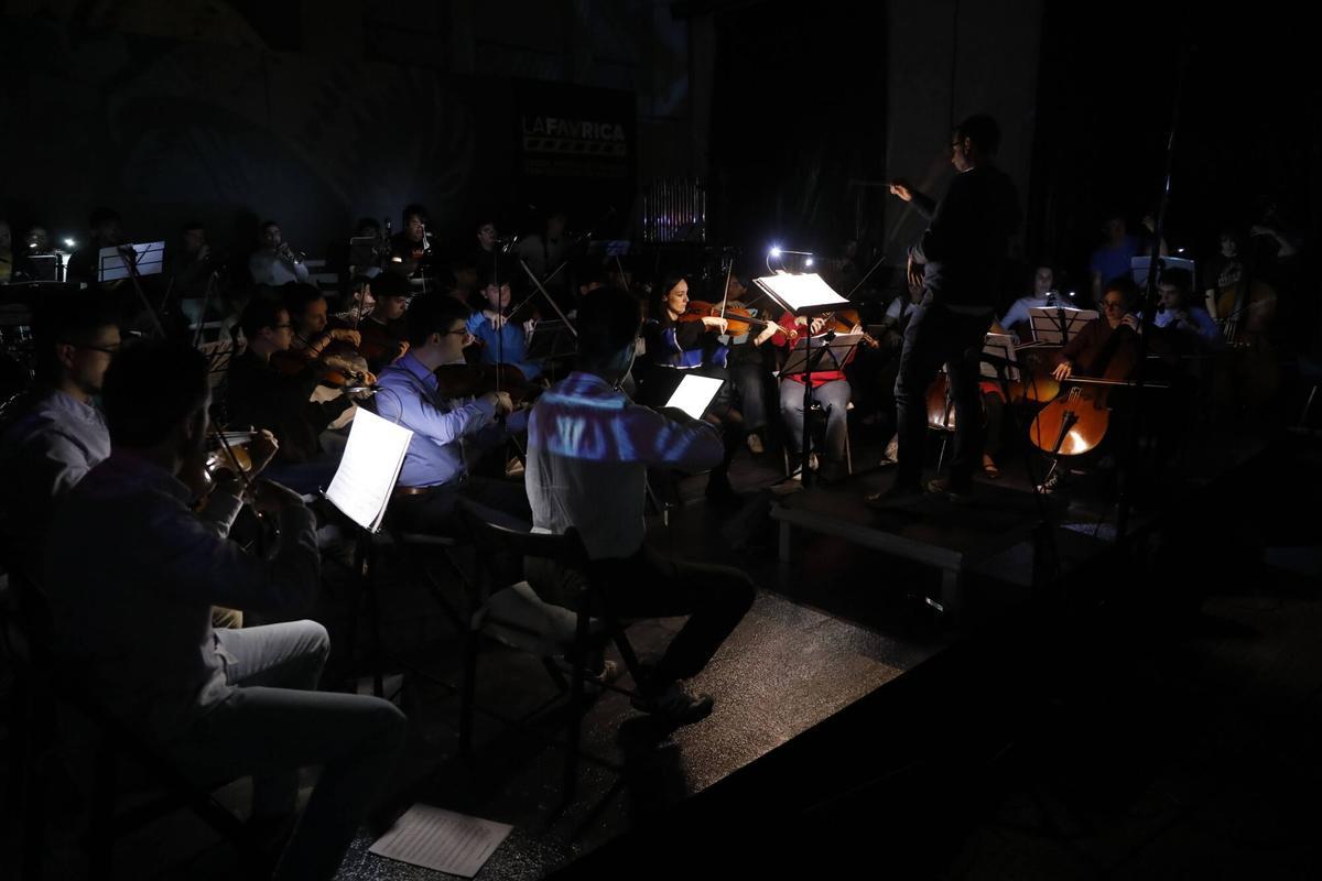 Oviedo. LA FAVRICA. Presentación y ensayo del concierto de banas sonoras del encuentro LA FAVrica, en el marco de la capitalidad Cultural Oviedo. LA FAVRICA. Presentación y ensayo del concierto de banas sonoras del encuentro LA FAVrica, en el marco de la capitalidad Cultural