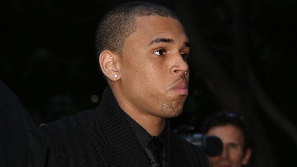 Chris Brown es uno de los 'famosos de Diddy' que violó (presuntamente) a una mujer en un yate