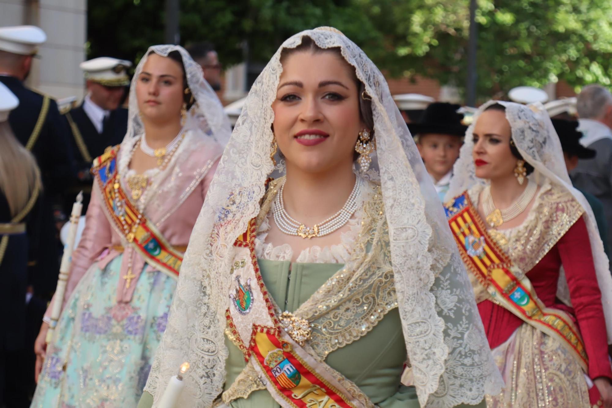 Comisiones de falla en la Procesión de la Virgen (2/5)